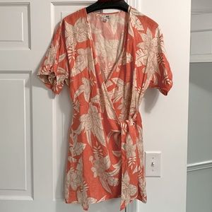 Amuse Society wrap dress size small
